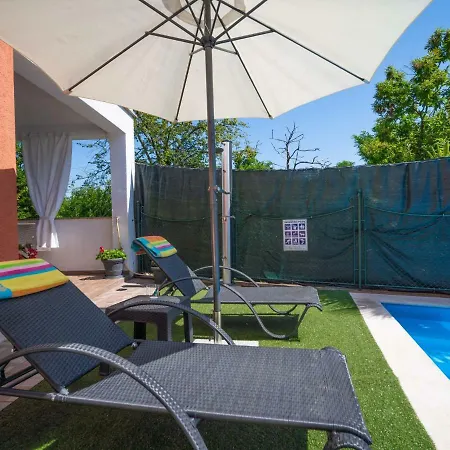 Sandra By Interhome * 马图利