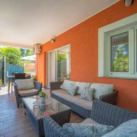 公寓 Sandra By Interhome