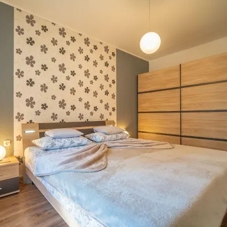 公寓 Sandra By Interhome 马图利