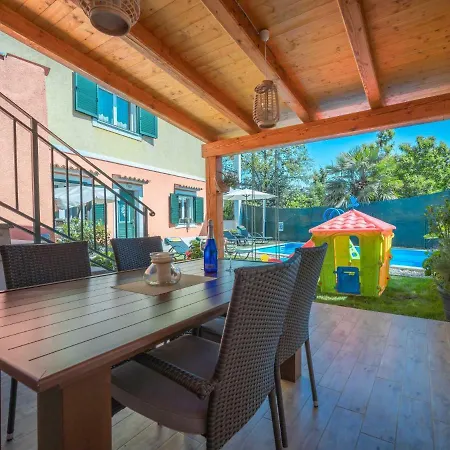 Sandra By Interhome Apartment