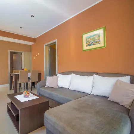 Apartment Sandra By Interhome Matulji