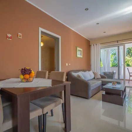 Apartment Sandra By Interhome *