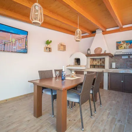 Sandra By Interhome *